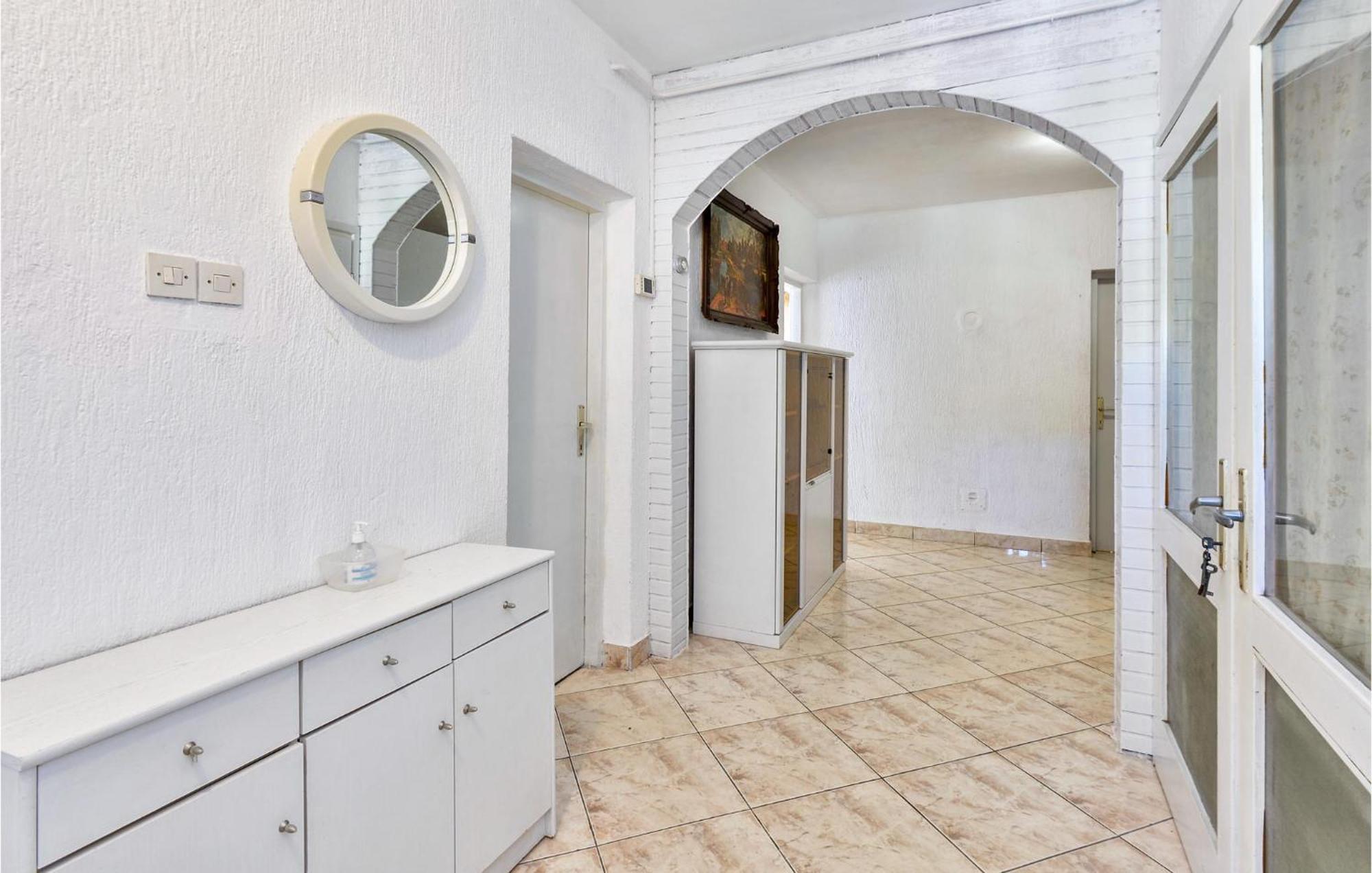 Cozy Home In Nespes With Kitchen Zewnętrze zdjęcie