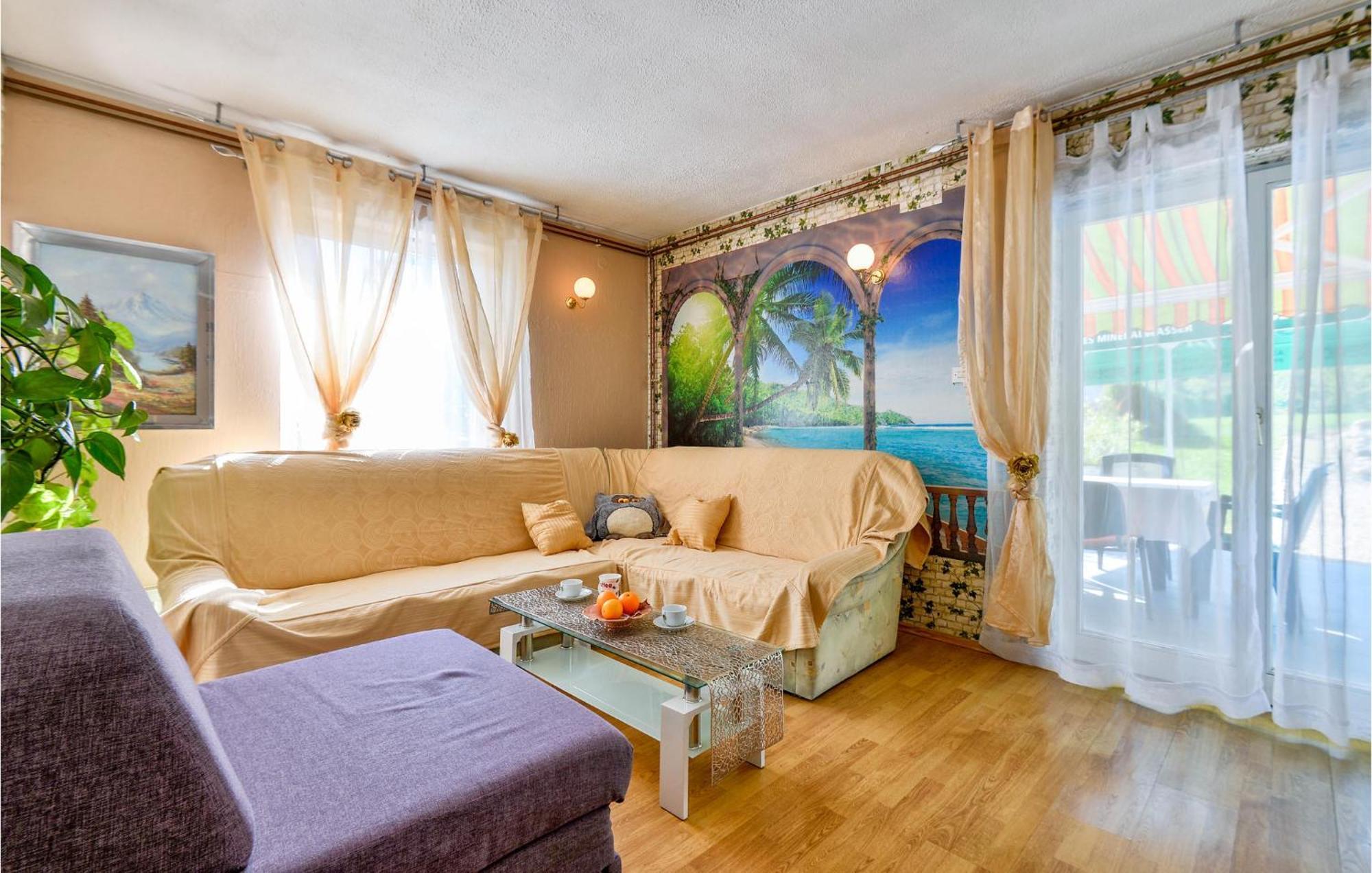 Cozy Home In Nespes With Kitchen Zewnętrze zdjęcie