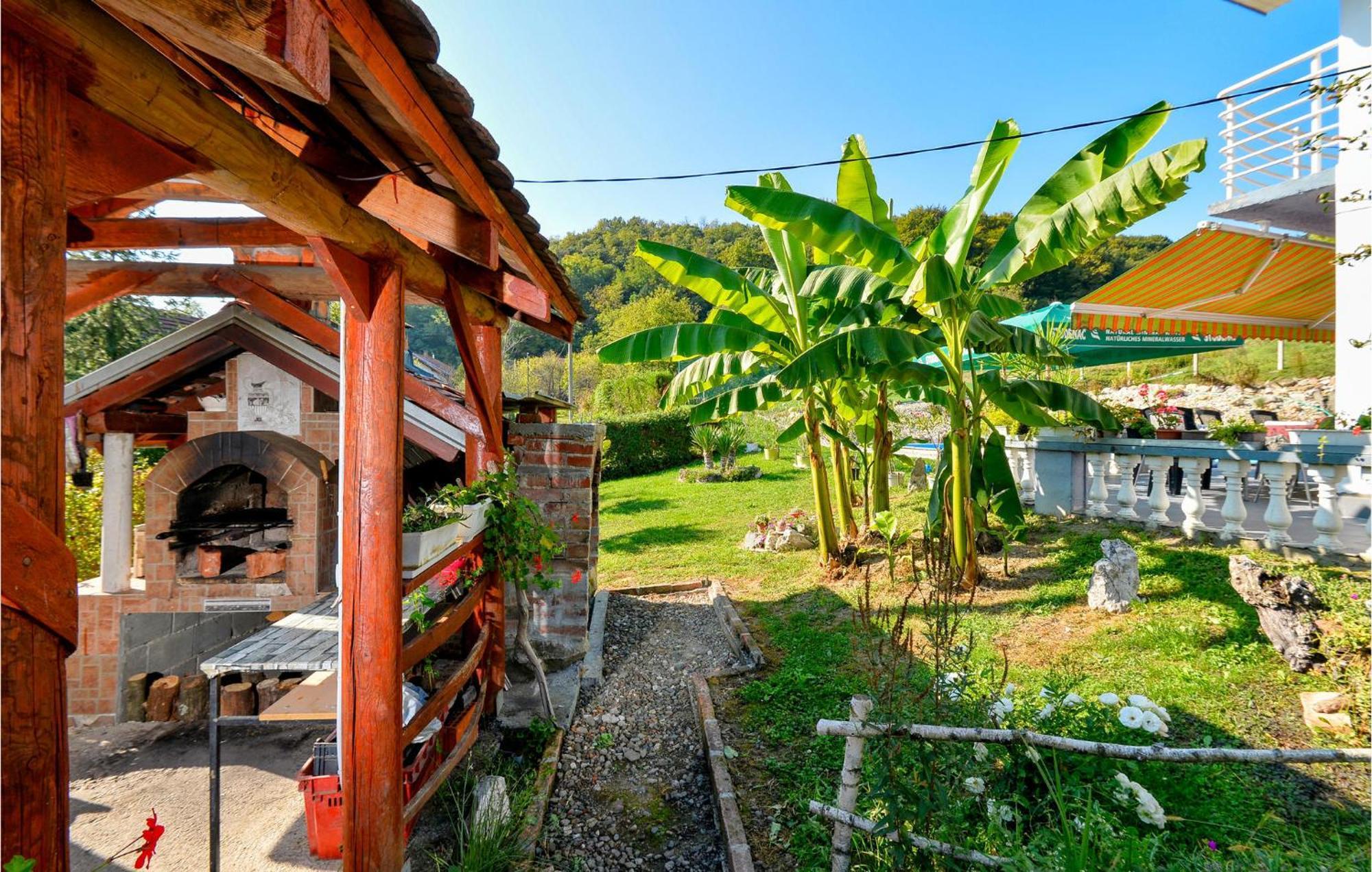 Cozy Home In Nespes With Kitchen Zewnętrze zdjęcie