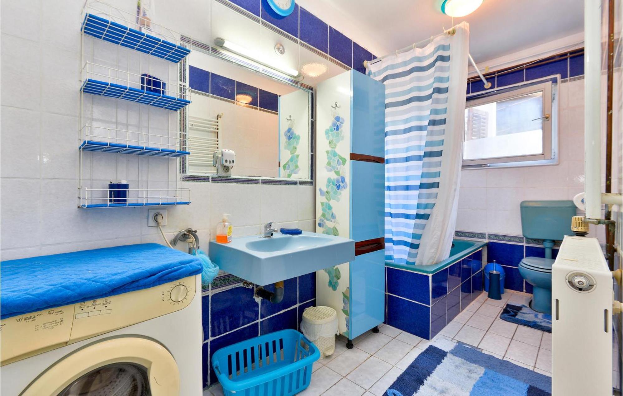 Cozy Home In Nespes With Kitchen Zewnętrze zdjęcie